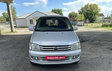 Toyota Town Ace III, 1998 год, 660 000 рублей, 2 фотография