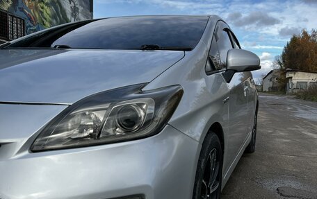 Toyota Prius, 2013 год, 1 550 000 рублей, 5 фотография