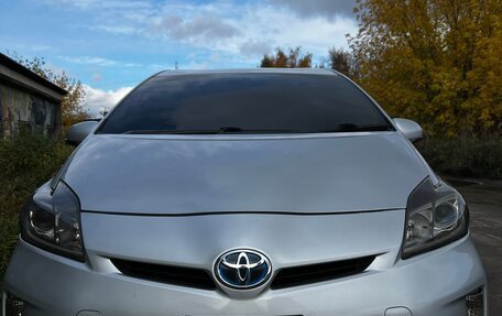 Toyota Prius, 2013 год, 1 550 000 рублей, 4 фотография