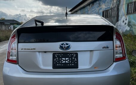 Toyota Prius, 2013 год, 1 550 000 рублей, 14 фотография