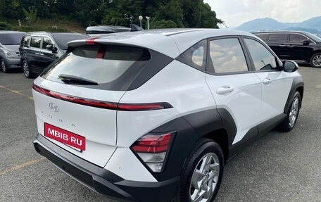 Hyundai Kona, 2024 год, 2 400 000 рублей, 8 фотография