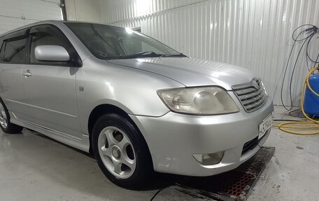 Toyota Corolla, 2004 год, 630 000 рублей, 3 фотография