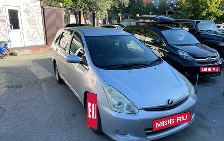 Toyota Wish II, 2005 год, 950 000 рублей, 5 фотография