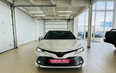 Toyota Camry, 2019 год, 3 599 000 рублей, 9 фотография