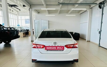 Toyota Camry, 2019 год, 3 599 000 рублей, 5 фотография