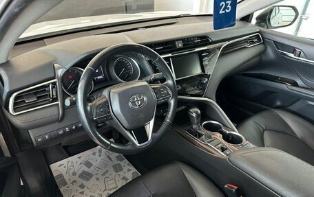 Toyota Camry, 2019 год, 3 599 000 рублей, 11 фотография