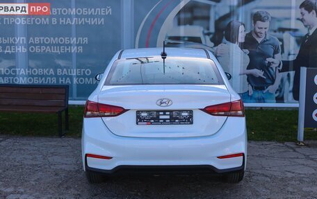 Hyundai Solaris II рестайлинг, 2018 год, 1 300 000 рублей, 17 фотография