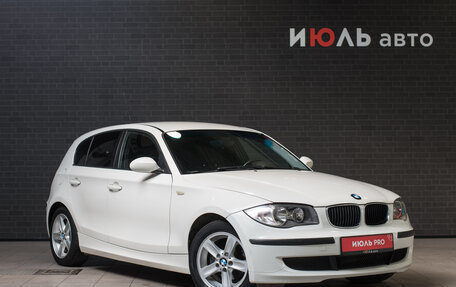 BMW 1 серия, 2009 год, 895 000 рублей, 3 фотография