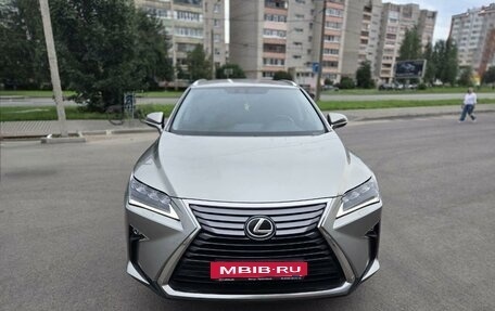 Lexus RX IV рестайлинг, 2017 год, 3 900 000 рублей, 8 фотография