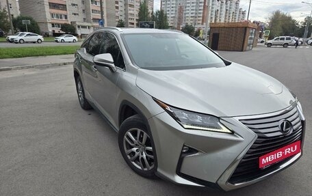 Lexus RX IV рестайлинг, 2017 год, 3 900 000 рублей, 9 фотография