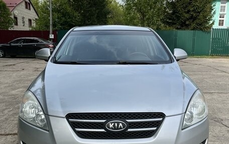 KIA cee'd I рестайлинг, 2008 год, 570 000 рублей, 2 фотография