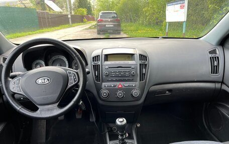 KIA cee'd I рестайлинг, 2008 год, 570 000 рублей, 15 фотография