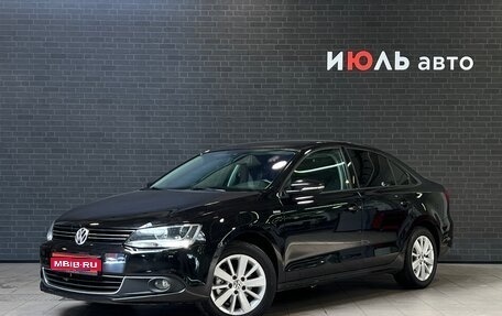 Volkswagen Jetta VI, 2013 год, 1 080 000 рублей, 1 фотография