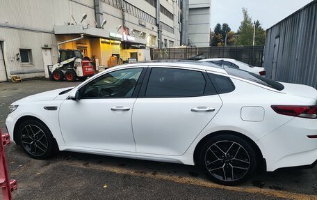 KIA Optima IV, 2018 год, 2 222 999 рублей, 3 фотография