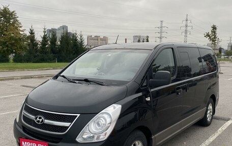 Hyundai H-1 II рестайлинг, 2011 год, 1 200 000 рублей, 2 фотография