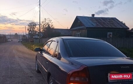 Volvo S80 II рестайлинг 2, 2002 год, 300 000 рублей, 1 фотография