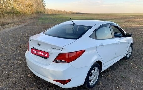 Hyundai Solaris II рестайлинг, 2014 год, 925 000 рублей, 2 фотография