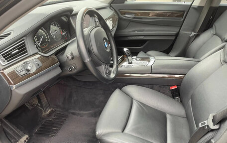 BMW 7 серия, 2010 год, 1 600 000 рублей, 12 фотография