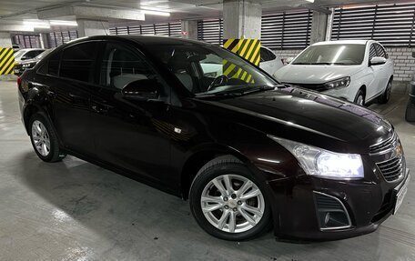 Chevrolet Cruze II, 2013 год, 949 000 рублей, 3 фотография