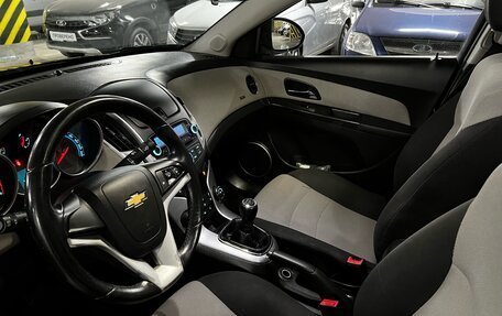 Chevrolet Cruze II, 2013 год, 949 000 рублей, 12 фотография