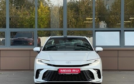 Toyota Camry, 2024 год, 4 990 000 рублей, 2 фотография