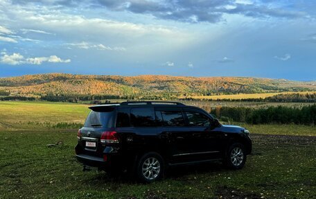 Toyota Land Cruiser 200, 2011 год, 3 850 000 рублей, 3 фотография