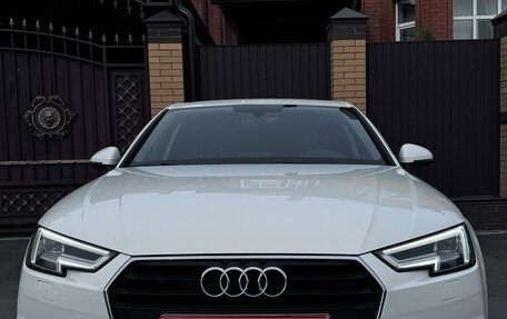 Audi A4, 2018 год, 2 500 000 рублей, 1 фотография