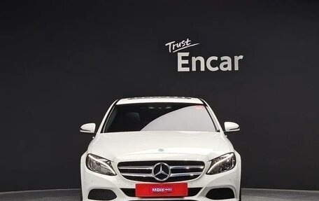 Mercedes-Benz C-Класс, 2018 год, 2 400 000 рублей, 1 фотография