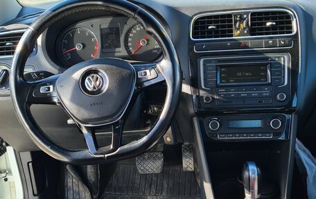 Volkswagen Polo VI (EU Market), 2017 год, 1 050 000 рублей, 5 фотография