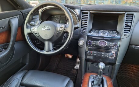 Infiniti FX II, 2012 год, 2 150 000 рублей, 16 фотография