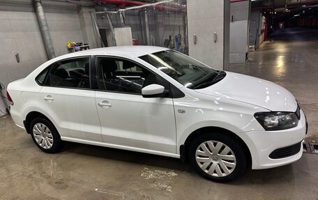 Volkswagen Polo VI (EU Market), 2014 год, 1 029 999 рублей, 2 фотография