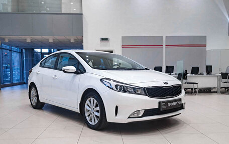 KIA Cerato III, 2019 год, 1 886 000 рублей, 3 фотография