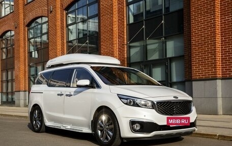 KIA Carnival III, 2017 год, 3 300 000 рублей, 10 фотография