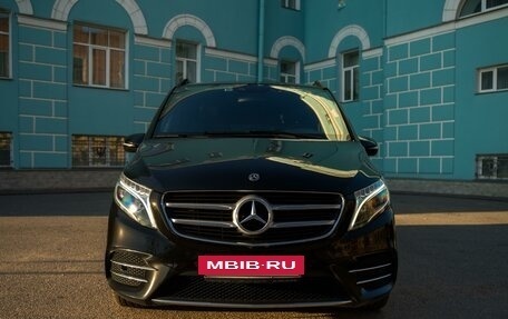 Mercedes-Benz V-Класс, 2019 год, 5 699 999 рублей, 2 фотография