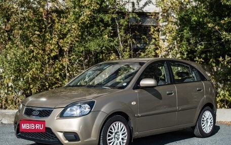 KIA Rio II, 2009 год, 785 000 рублей, 1 фотография