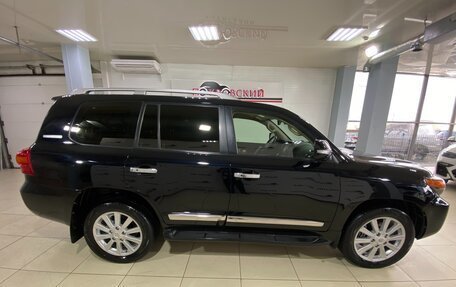 Toyota Land Cruiser 200, 2014 год, 4 450 000 рублей, 14 фотография