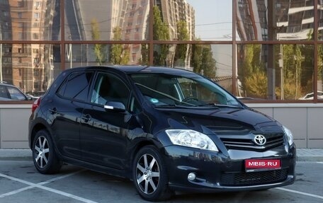 Toyota Auris II, 2010 год, 1 094 000 рублей, 1 фотография