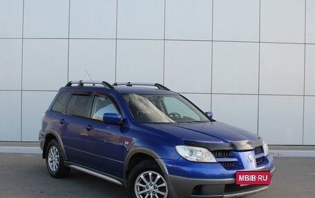 Mitsubishi Outlander III рестайлинг 3, 2004 год, 690 000 рублей, 6 фотография