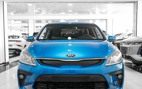 KIA Rio IV, 2018 год, 1 380 000 рублей, 3 фотография