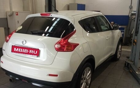 Nissan Juke II, 2011 год, 975 000 рублей, 4 фотография