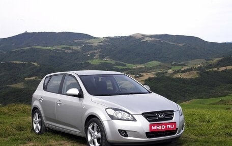 KIA cee'd I рестайлинг, 2008 год, 470 000 рублей, 1 фотография