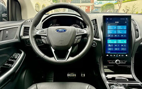 Ford Edge II рестайлинг, 2020 год, 2 840 000 рублей, 10 фотография