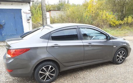 Hyundai Solaris II рестайлинг, 2012 год, 815 000 рублей, 10 фотография