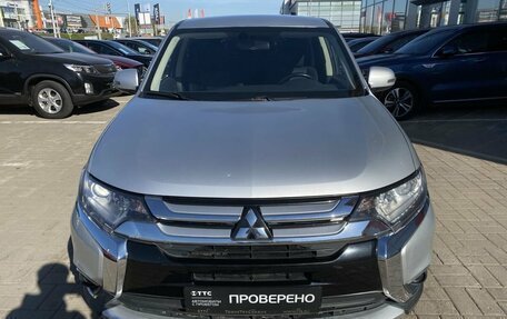 Mitsubishi Outlander III рестайлинг 3, 2018 год, 2 593 000 рублей, 2 фотография