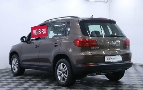 Volkswagen Tiguan I, 2015 год, 1 595 000 рублей, 2 фотография