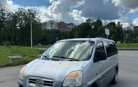 Hyundai Starex I рестайлинг, 2004 год, 435 000 рублей, 1 фотография