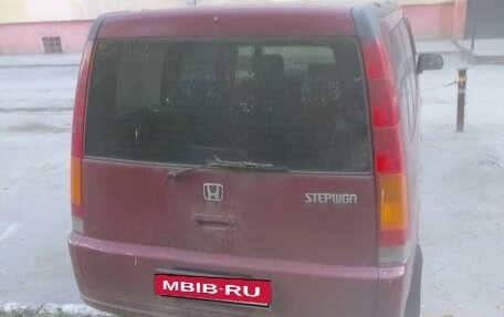 Honda Stepwgn IV, 2001 год, 550 000 рублей, 4 фотография