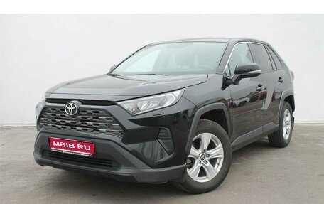 Toyota RAV4, 2019 год, 3 150 000 рублей, 1 фотография