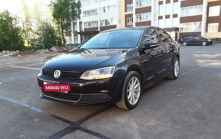 Volkswagen Jetta VI, 2014 год, 1 150 000 рублей, 2 фотография