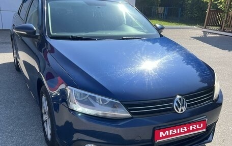 Volkswagen Jetta VI, 2012 год, 1 030 000 рублей, 4 фотография